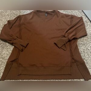 Lepunuo Brown Exposed Seam Crewneck Sweatshirt - Woman’s Size Large